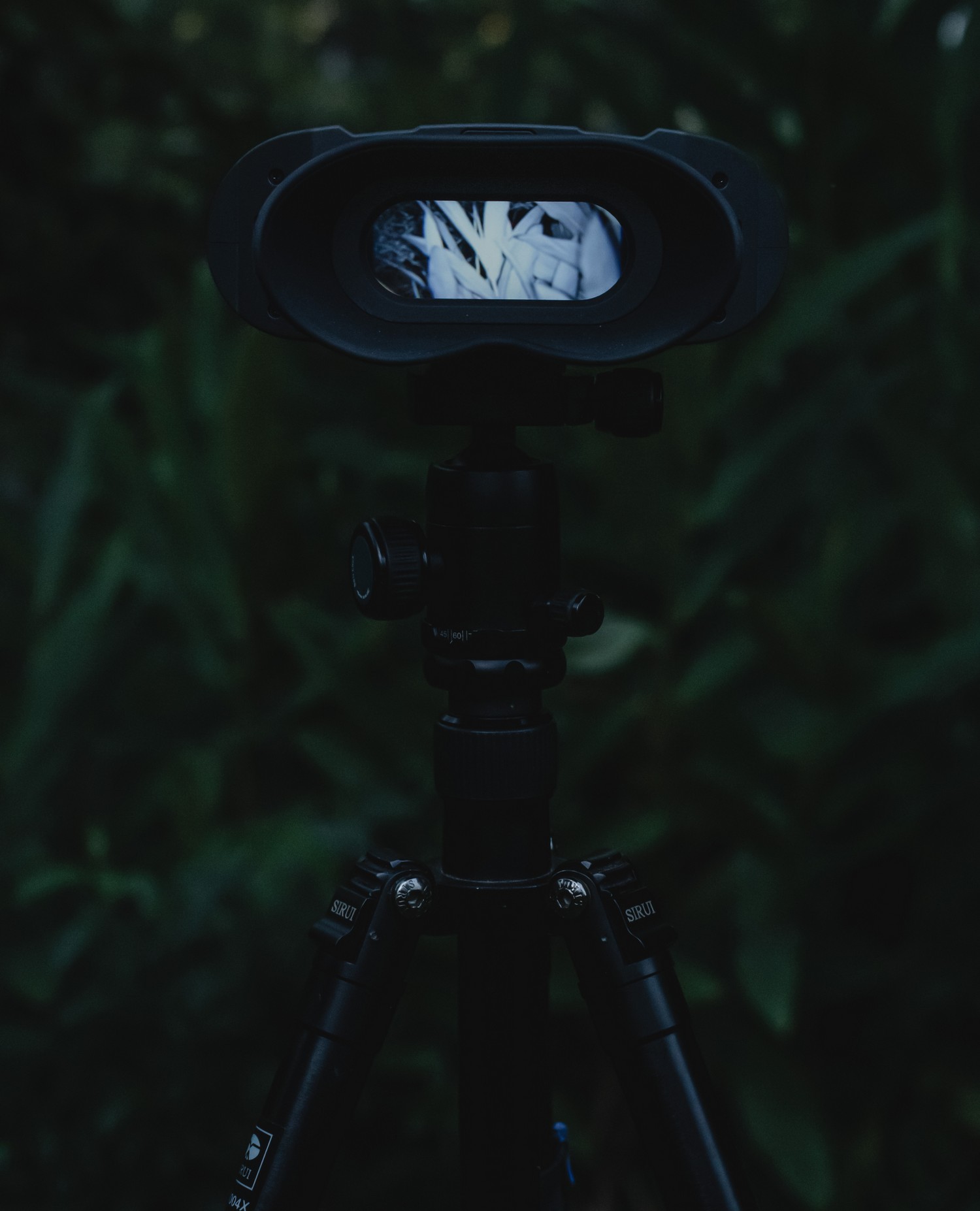 ночное видение NVB 200 - автоматическое переключение дневного и ночного двойного режима